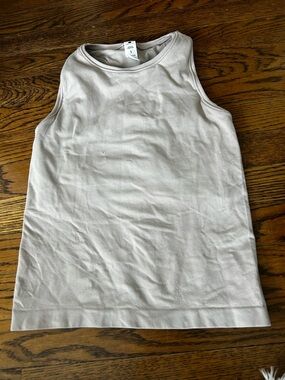 Yogalicious Women's Crop Tank - Light Beige